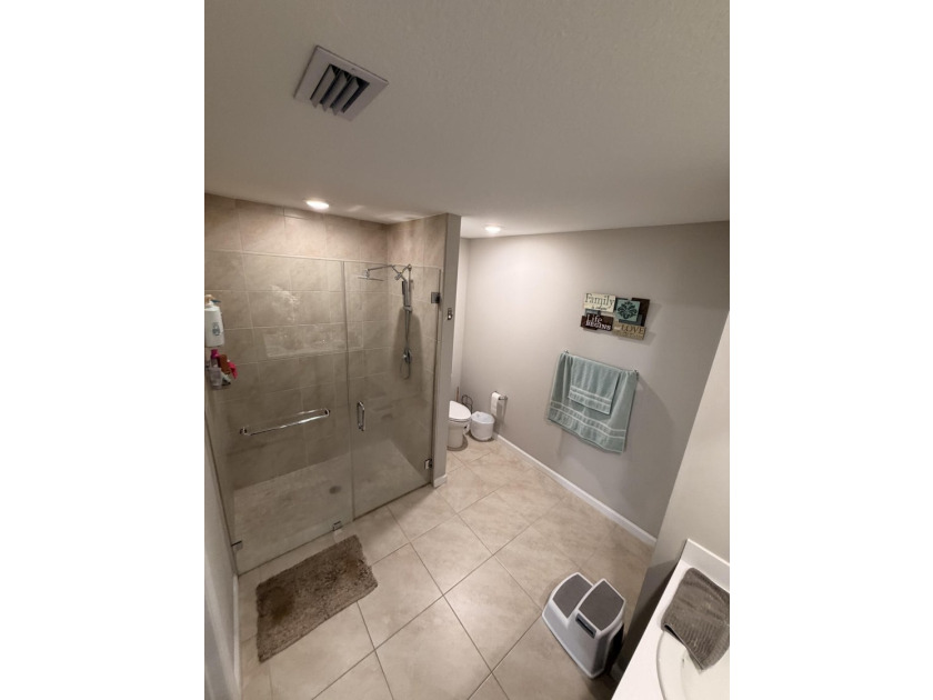 Do not miss out on this 4 beds 3 baths Home with NO HOA! This - photo 14