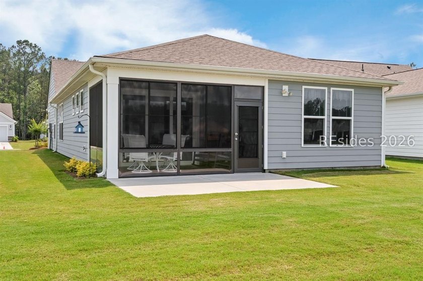 Nestled on a premium lot with a beautiful, serene lagoon view - photo 20