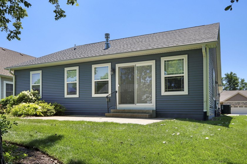 Immerse yourself in luxury living in this beautiful stand-alone - photo 17