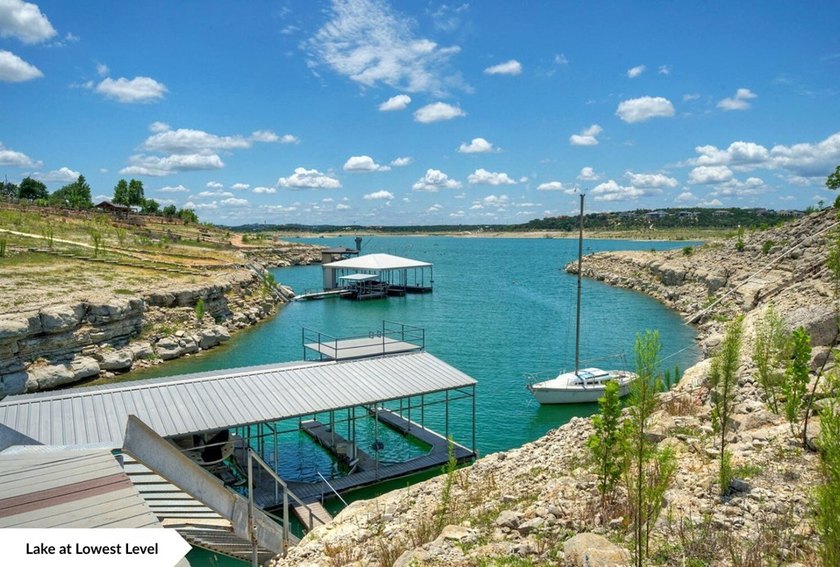 Extraordinary Lake Travis waterfront estate in the Sandy Shores - photo 9
