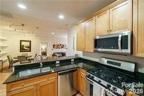 The Ratcliffe Condos offer a distinctly urban lifestyle in the - photo 8