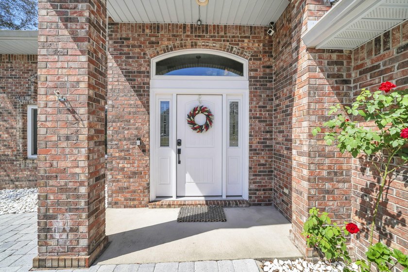 $ 19,100 PRICE IMPROVEMENT ! BREATHTAKING, POOL home tucked in a - photo 12