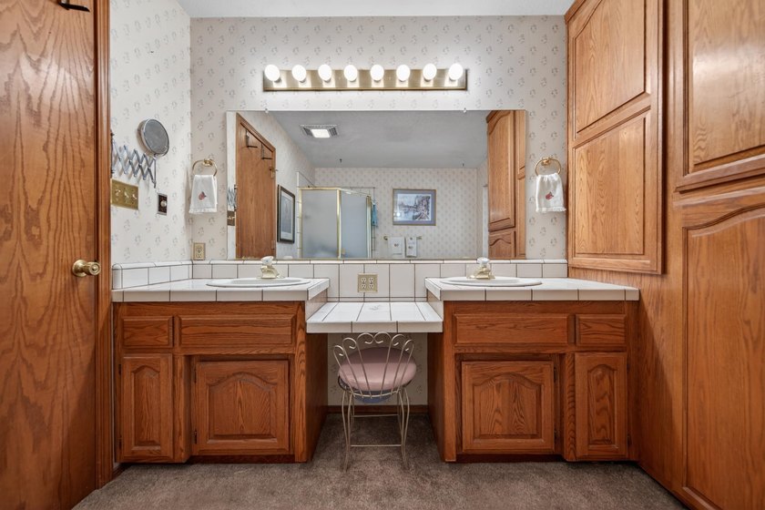 Beautifully situated in a prime Lake Almanor West location, this - photo 15