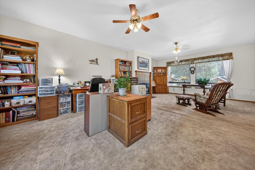 Beautifully situated in a prime Lake Almanor West location, this - photo 18