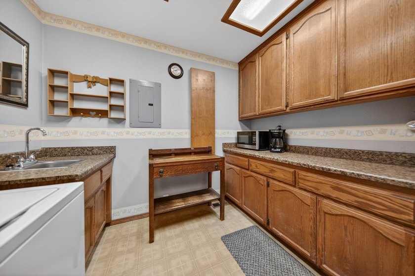 Beautifully situated in a prime Lake Almanor West location, this - photo 24