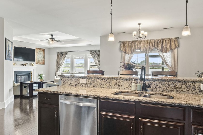 Wake up to stunning lake views in one of Indigo Bay's most - photo 13