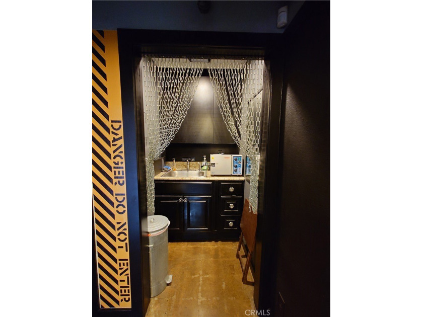 Rare opportunity to acquire a highly regarded, fully operational - photo 27