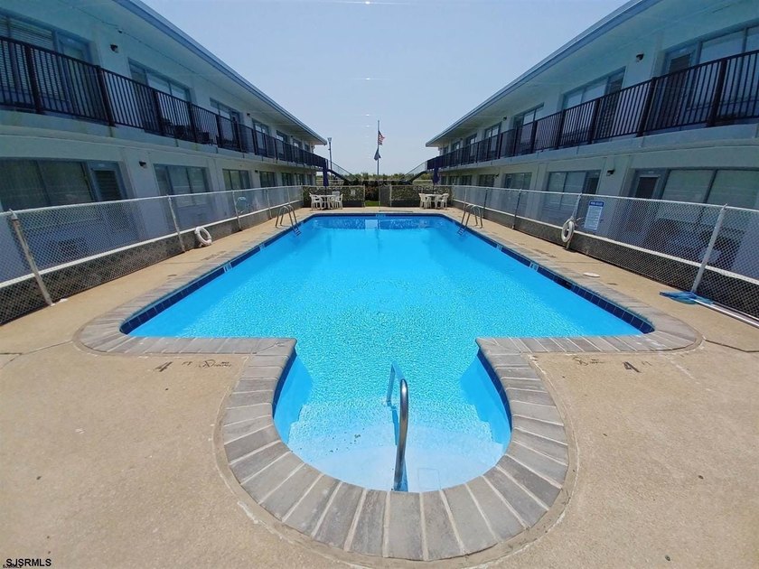 Beach block studio at Seashore Club Condominiums, where the - photo 8