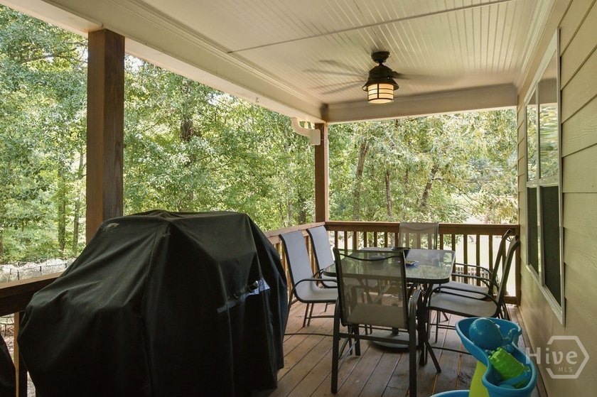 The classic brick &amp; siding exterior welcomes you with a - photo 38