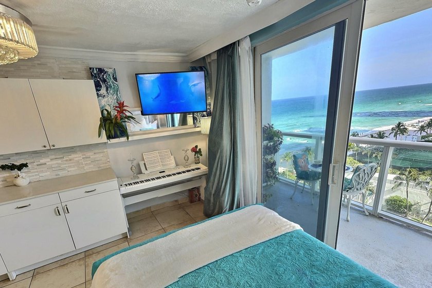 Lowest price ocean view with separate balcony in the building! - photo 12