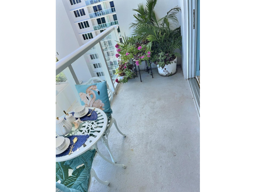 Lowest price ocean view with separate balcony in the building! - photo 15