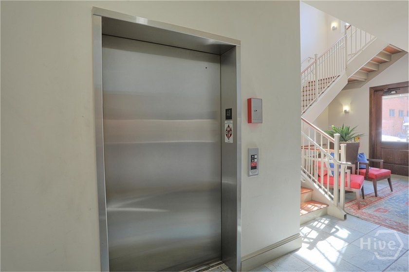 Historic Downtown Architect-Designed Corner Loft Highlights: - photo 18