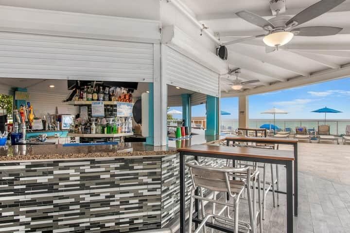 Lowest price ocean view with separate balcony in the building! - photo 24