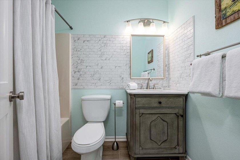 Looking for a condo for quick trips to the beach? Here it is! - photo 36