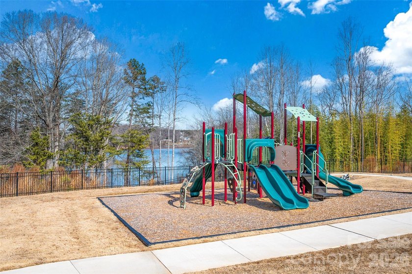 Lake Norman Waterfront at an exceptional value with 100' of Lake - photo 41