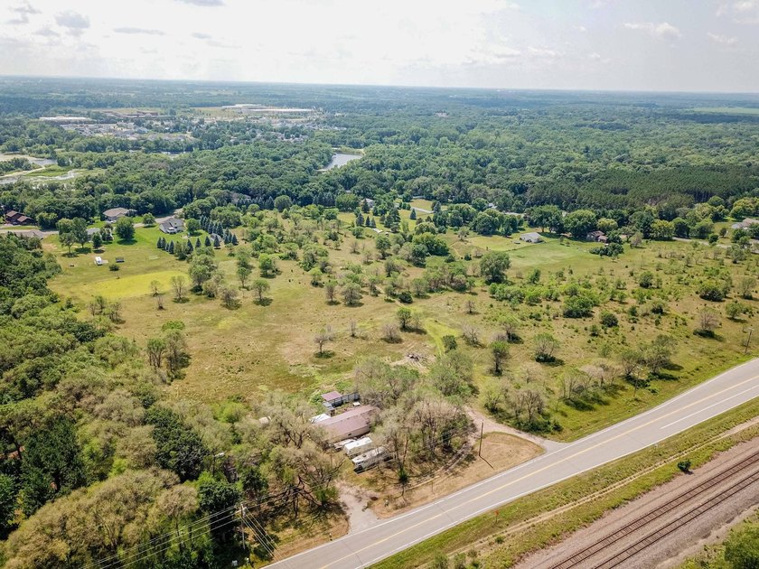 Developer's Dream Opportunity! Four contiguous, high-dry parcels - photo 2