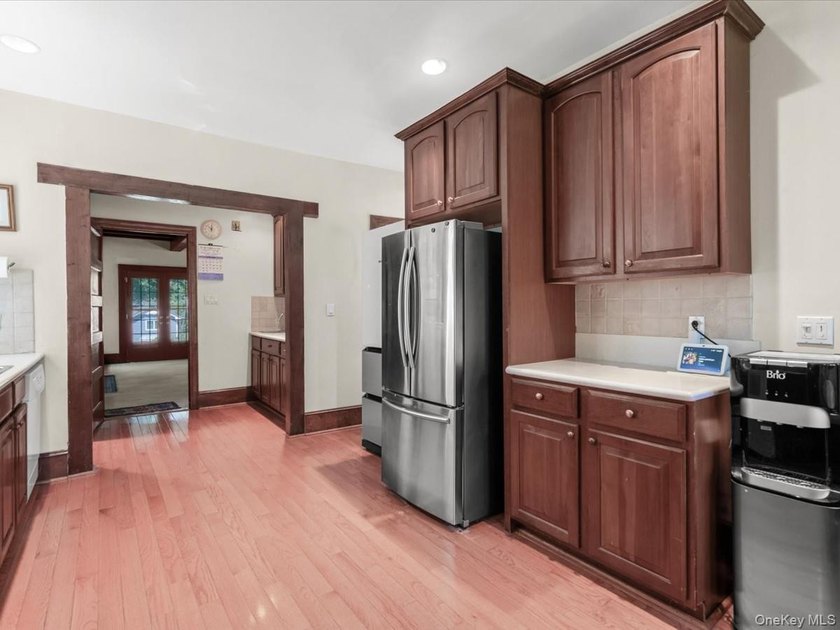 Classic Century-Old English Tudor | Coveted Beacon Hill Location - photo 12