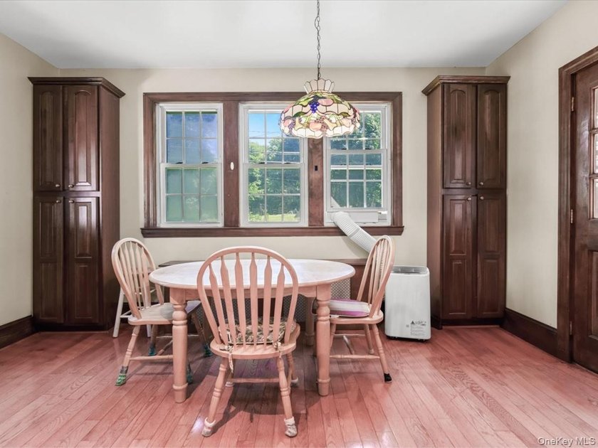 Classic Century-Old English Tudor | Coveted Beacon Hill Location - photo 13