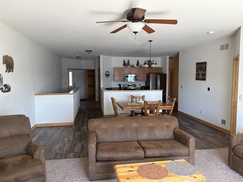 Beautiful low maintenance condominium on Lake Nokomis! This unit - photo 6