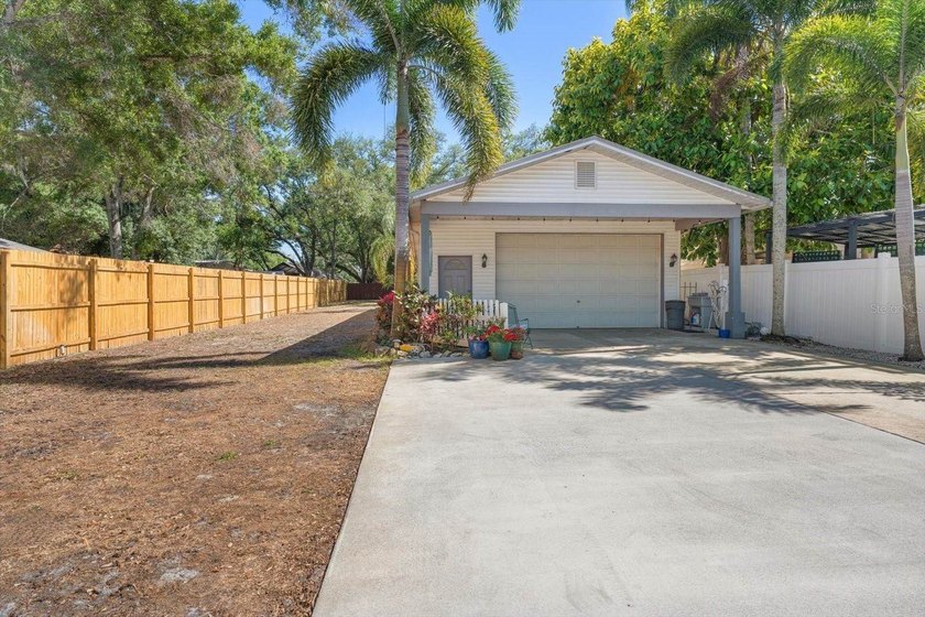 Under contract-accepting backup offers. High &amp; Dry, no flood - photo 19