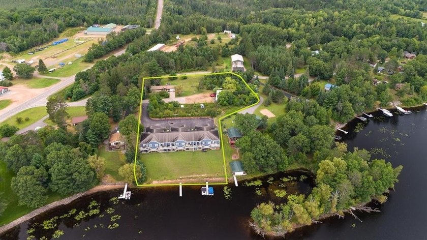 Beautiful low maintenance condominium on Lake Nokomis! This unit - photo 6