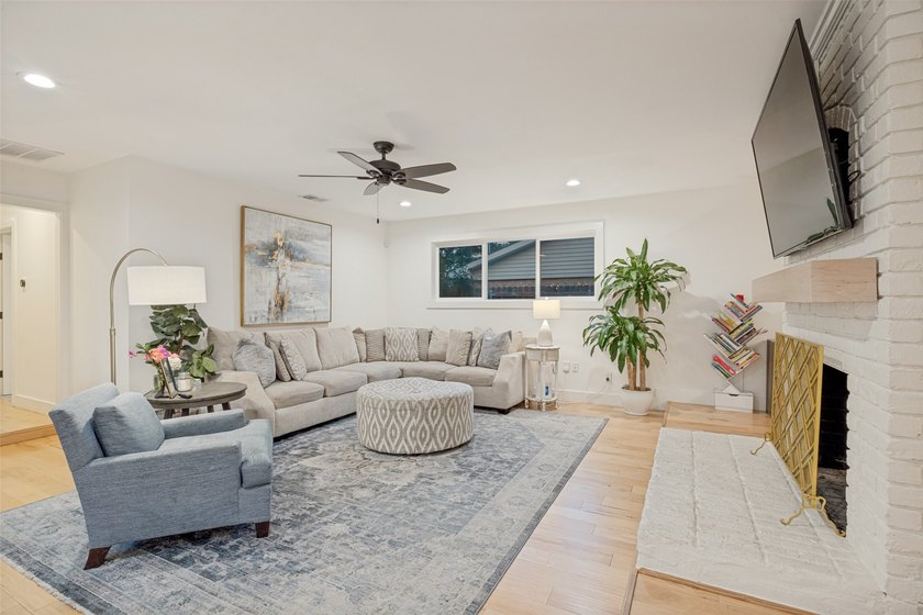 Located in Canyon Creek proper, just around the corner from - photo 6