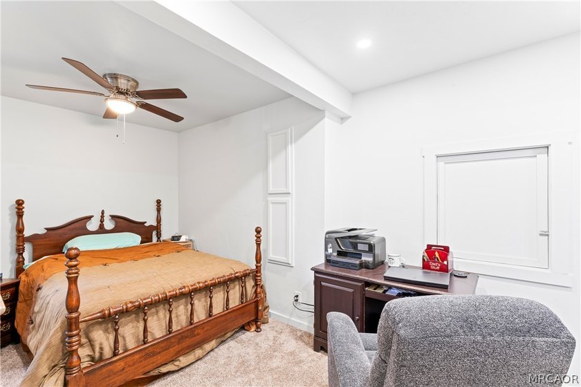 Luxury mountain living awaits in this beautifully updated - photo 23