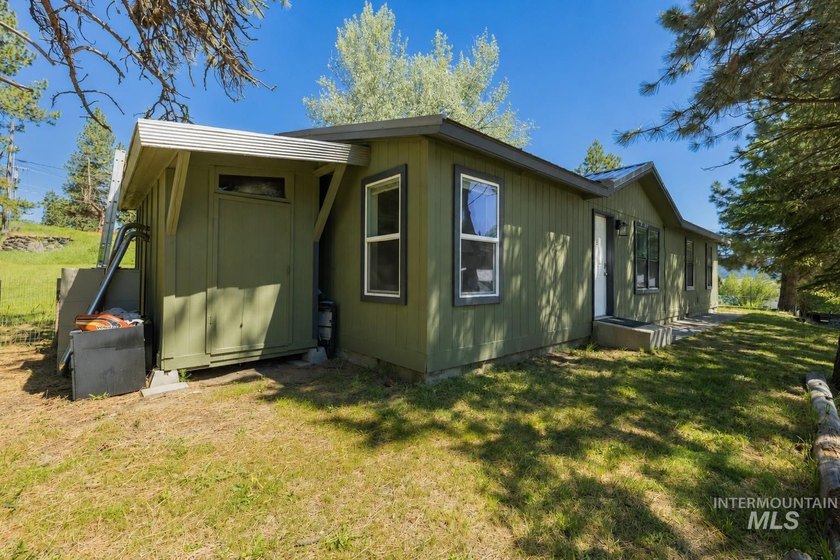 Charming and affordable single-level home in the heart of - photo 31
