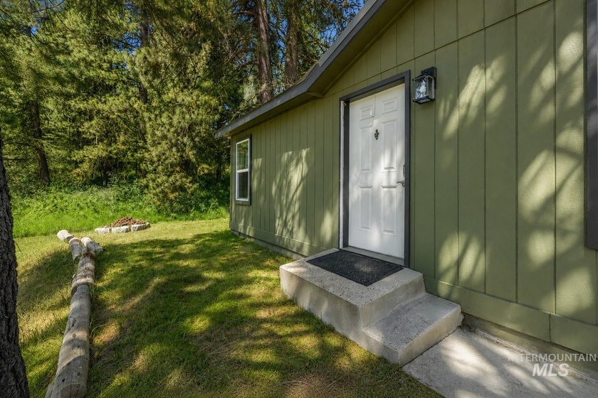 Charming and affordable single-level home in the heart of - photo 36