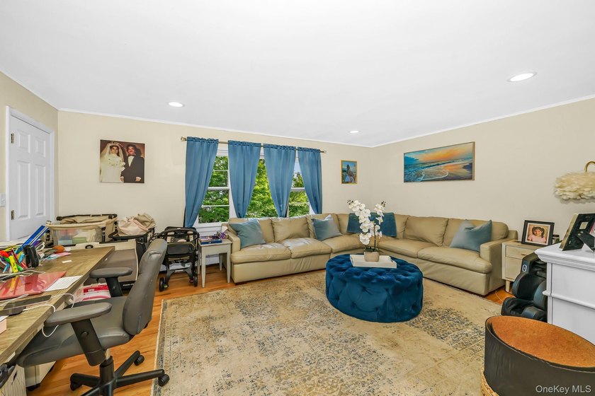 Legal 2-Family by C/O! Exceptional income-producing investment - photo 11