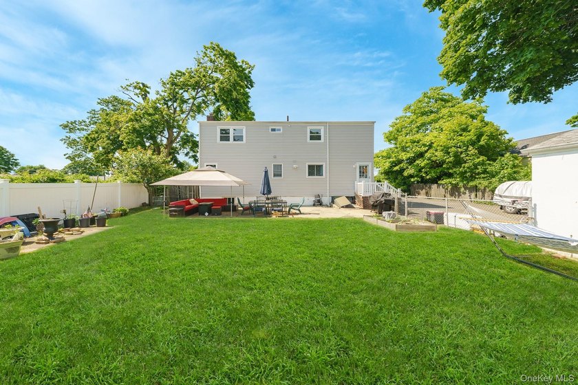 Legal 2-Family by C/O! Exceptional income-producing investment - photo 37