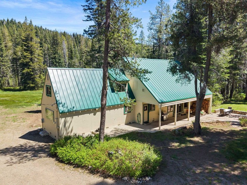 Welcome to paradise in the cozy community of Bucks Lake - photo 30