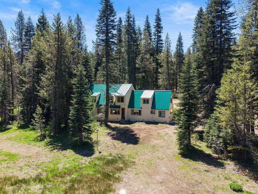 Welcome to paradise in the cozy community of Bucks Lake - photo 32