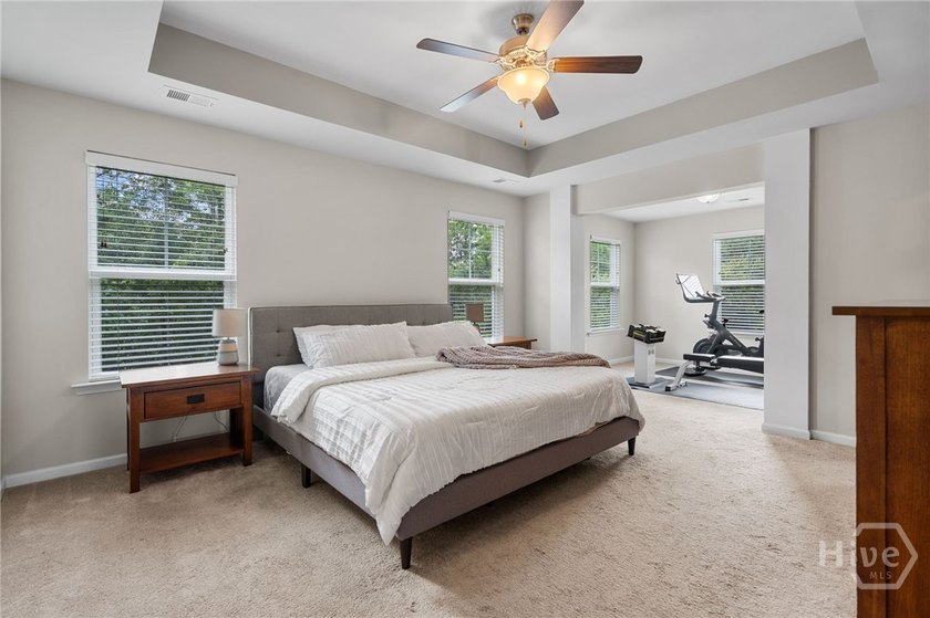 Cul-de-sac location. Private wooded backyard. Main-level guest - photo 45