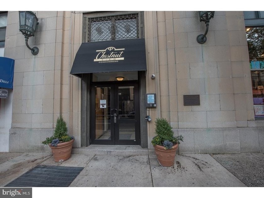 Rittenhouse Square Area Condo at 20th and Chestnut, 1 bed unit - photo 2
