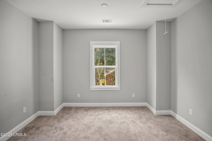 MOTIVATED SELLERS! Welcome to this new construction Alison - photo 21
