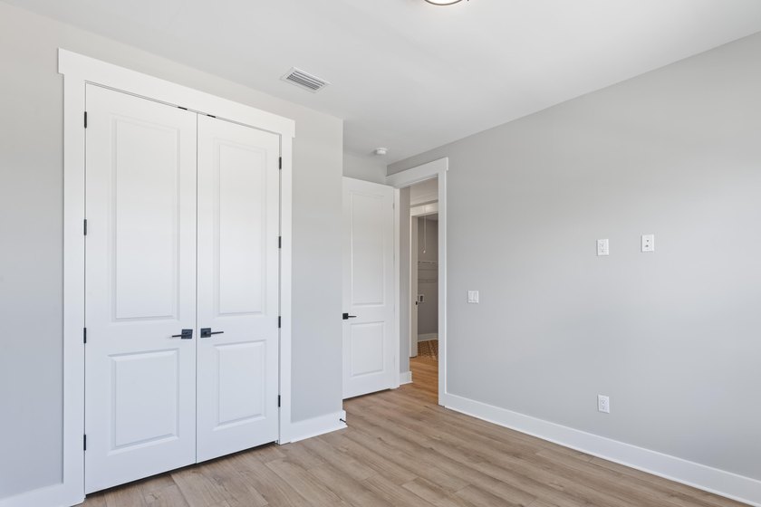 MOVE IN READY - CONSTRUCTION COMPLETE &amp; BUILDER IS OFFERING $5K - photo 25