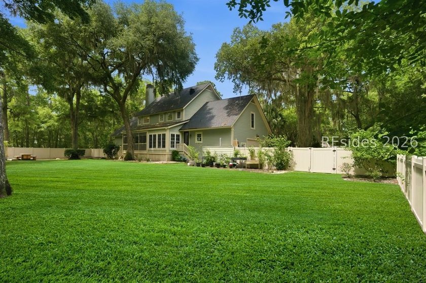 Located in one of Bluffton's most desired and sought after - photo 47