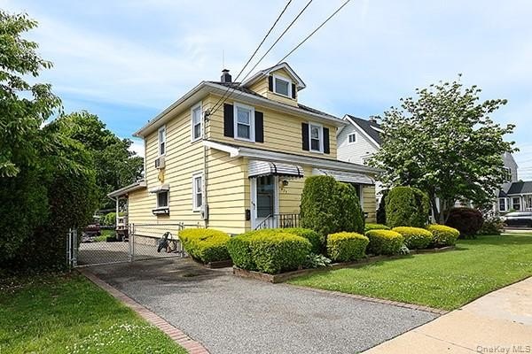 Vintage Colonial set on property that is 223feet deep!!! There - photo 2
