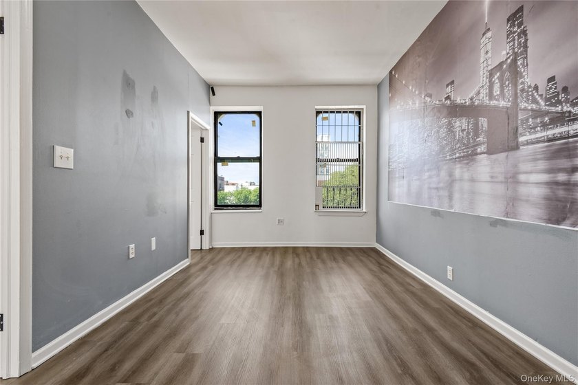 BACK IN MARKET!!Welcome to East Williamsburg, a rare 2bedroom - photo 3