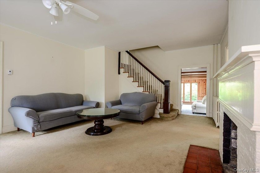 Welcome to 36 Seaview Avenue - a truly magnificent colonial - photo 5