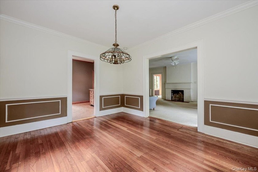 Welcome to 36 Seaview Avenue - a truly magnificent colonial - photo 8