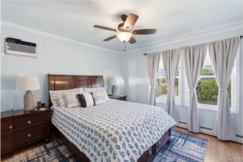 Welcome to this beautiful Colonial located at 1433 Manatuck Blvd - photo 17