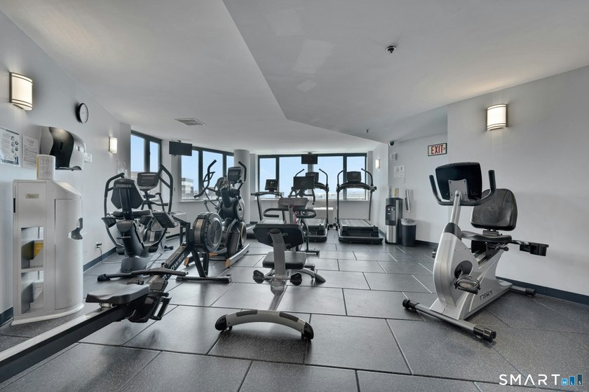 Experience refined luxury living at The Classic, one of downtown - photo 27