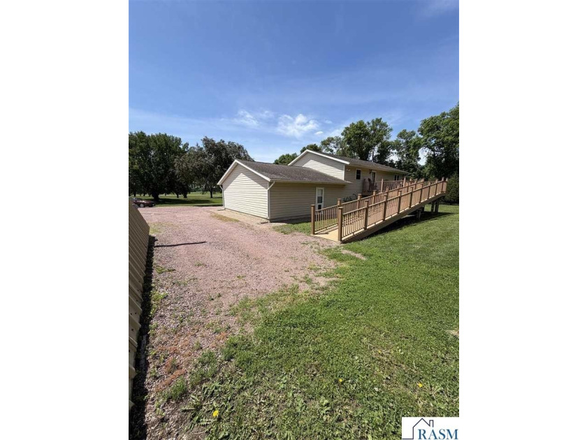 Looking for a move-in-ready hobby farm? This one-owner - photo 49