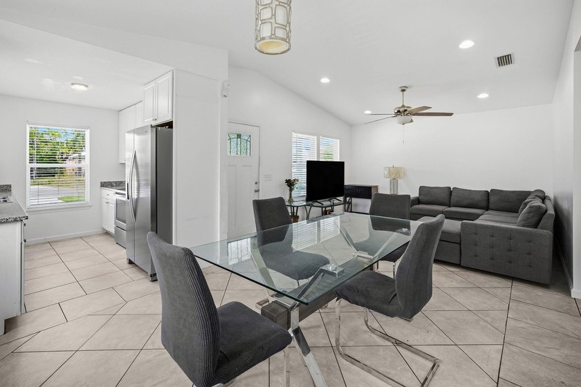 **Welcome Home to 1014 Hamilton Ave, Panama City, FL 32401** - photo 8