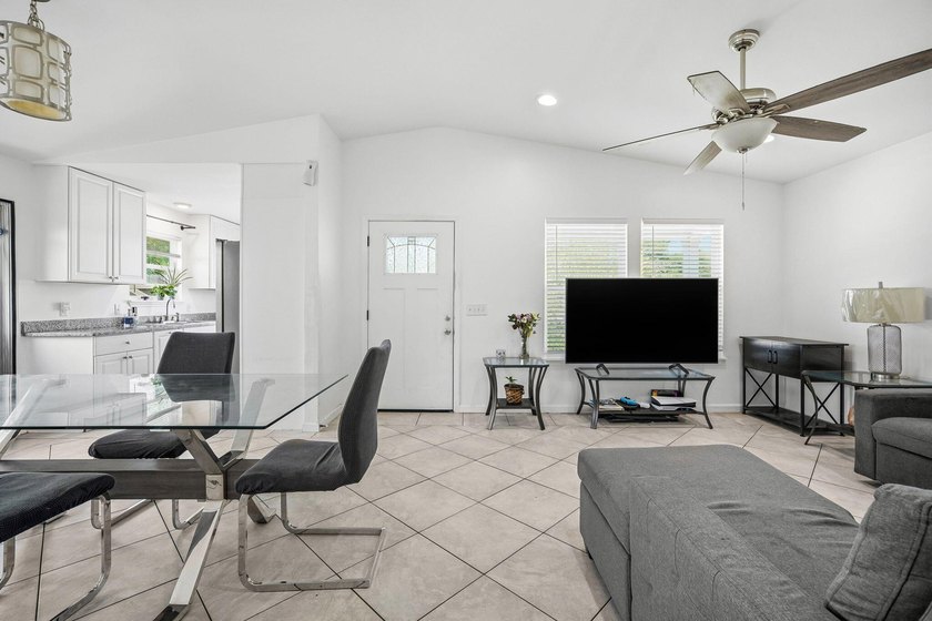 **Welcome Home to 1014 Hamilton Ave, Panama City, FL 32401** - photo 10