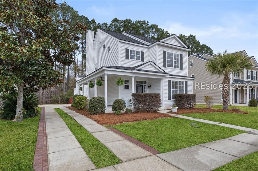 Located in the sought-after University Park community, this - photo 3