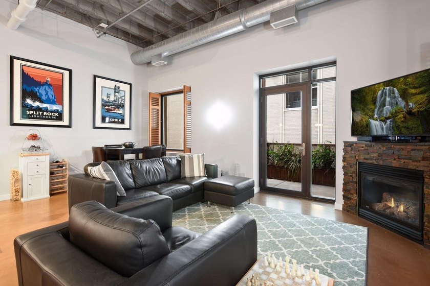 Experience exceptional loft living in this stunning 2BR/2BA - photo 3