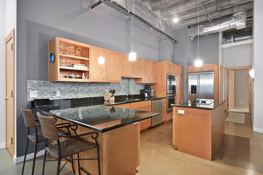 Experience exceptional loft living in this stunning 2BR/2BA - photo 8